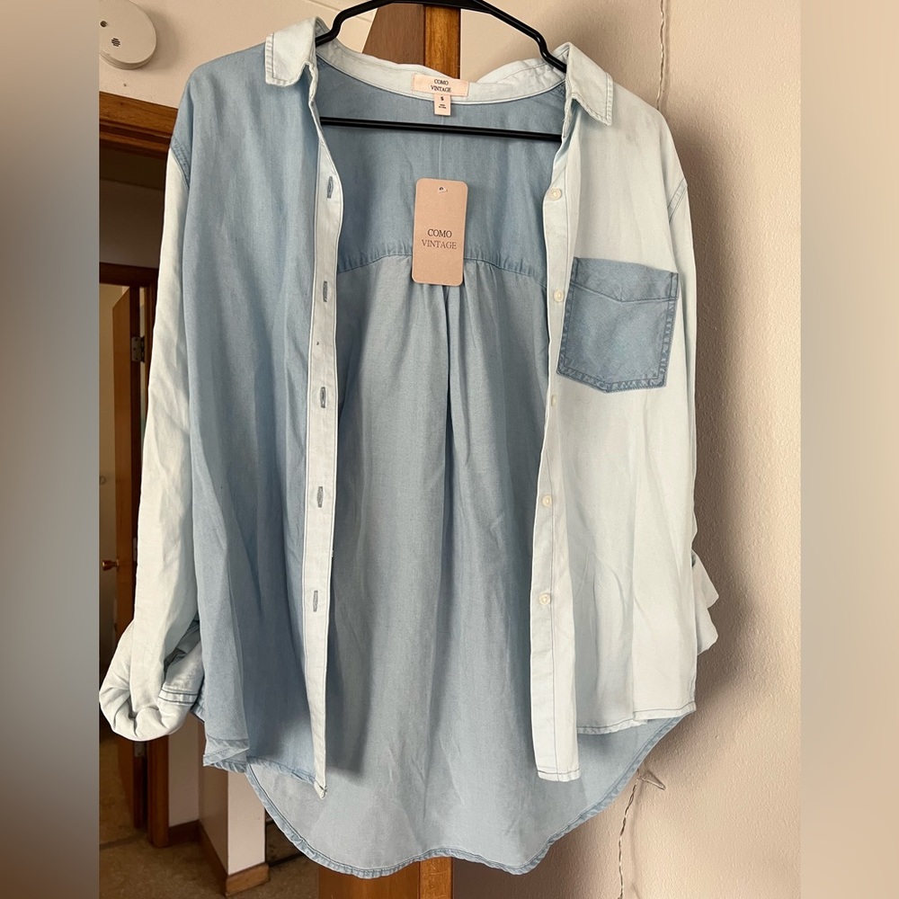 Como Vintage Button Up